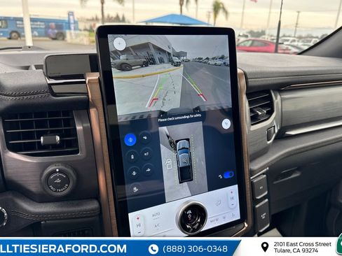 Used 2025 Ford F150 Lightning Lariat image 14