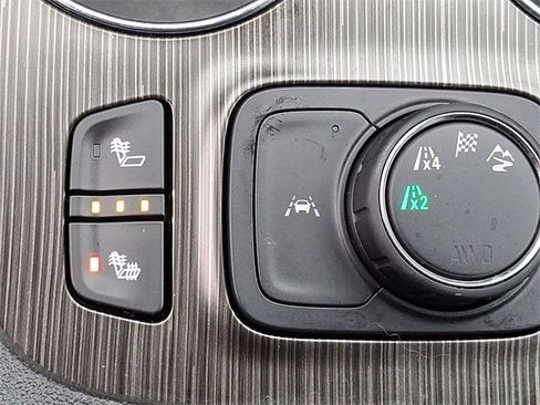 Used 2023 GMC Acadia SLT image 22