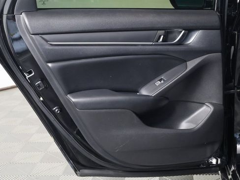 Used 2022 Honda Accord Sport image 13