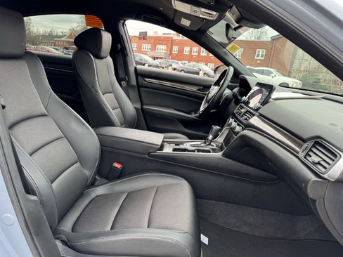 Used 2022 Honda Accord Sport image 36