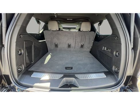 Certified 2024 Chevrolet Suburban RST w/ Luxury Package AWD/4WD image 30