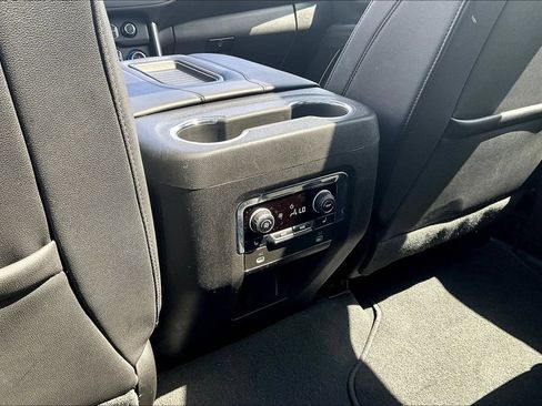 Used 2023 Chevrolet Tahoe Z71 w/ Luxury Package AWD/4WD image 25