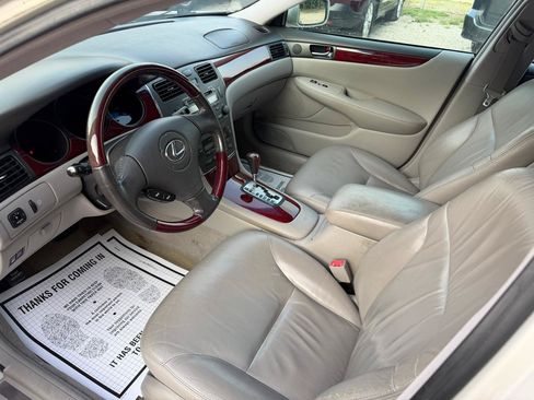 Used 2003 Lexus ES 330 FWD image 9