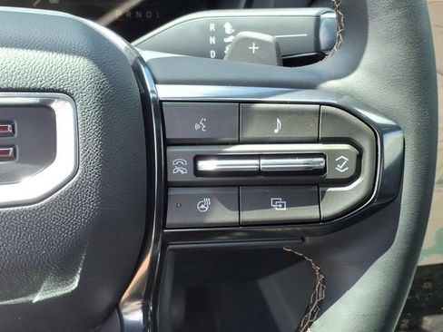 New 2026 GMC Terrain AT4 w/ Technology Package II AWD/4WD image 25