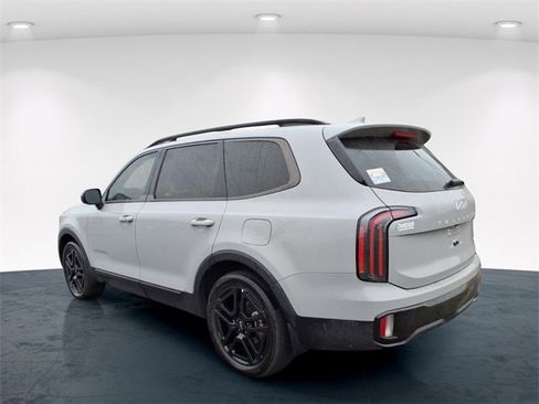 Used 2024 Kia Telluride EX X-Line image 16