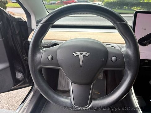 Used 2019 Tesla Model 3 Standard Range Plus RWD image 15