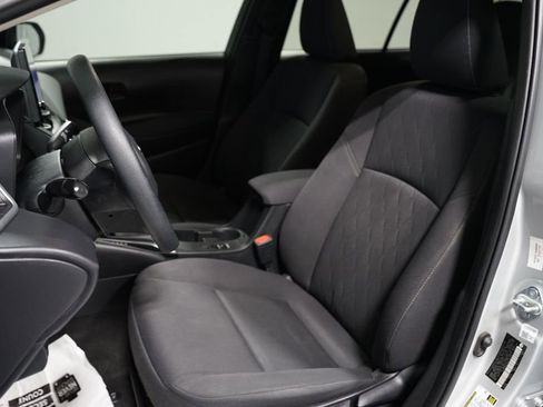 Used 2024 Toyota Corolla LE image 24