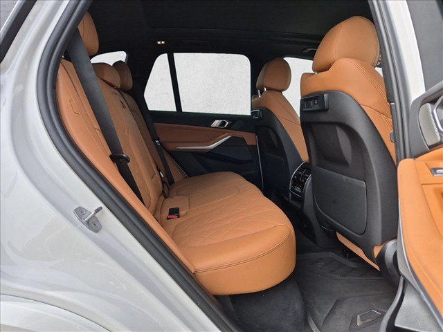 Used 2023 BMW X5 sDrive40i w/ M Sport Package RWD image 18