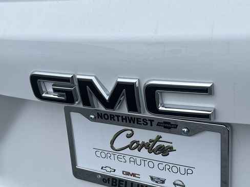 New 2026 GMC Terrain Elevation w/ Elevation Premium Package AWD/4WD image 8