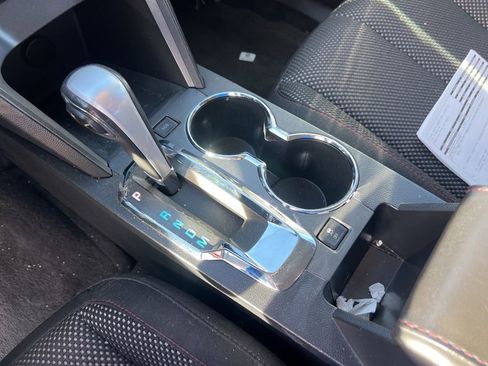 Used 2015 Chevrolet Equinox LT w/ Driver Convenience Package image 14