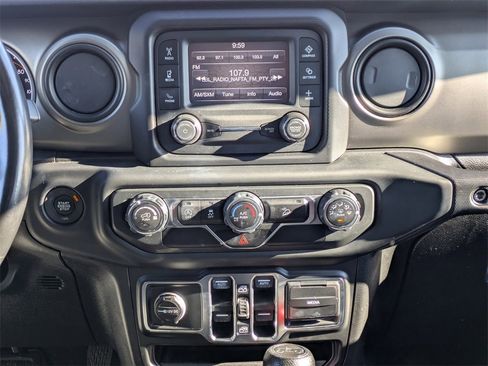 Used 2018 Jeep Wrangler Unlimited Sport S image 20