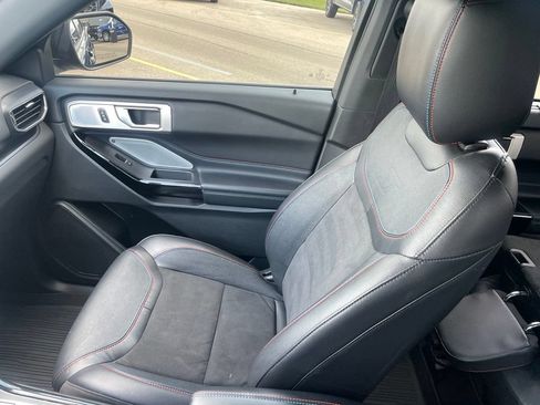 Used 2023 Ford Explorer ST w/ Equipment Group 401A AWD/4WD image 24