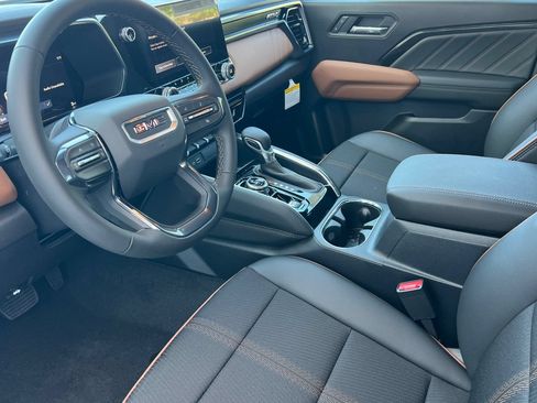 New 2026 GMC Canyon AT4 w/ Technology Plus Package AWD/4WD image 7