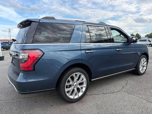 Used 2018 Ford Expedition Limited w/ Equipment Group 302A RWD image 3