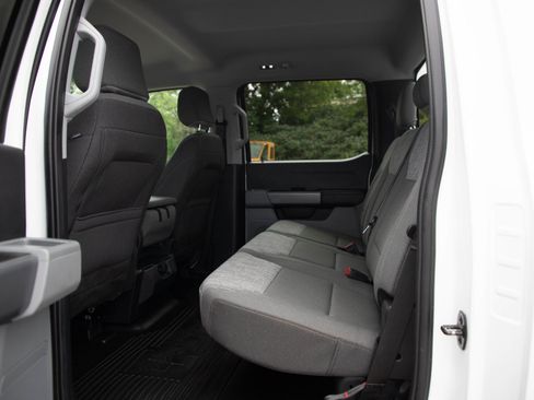 Used 2023 Ford F350 XLT AWD/4WD image 18