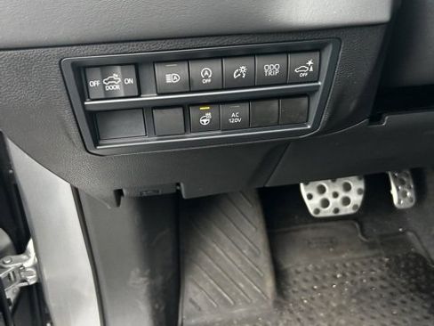 Used 2025 Toyota Tundra Platinum image 14