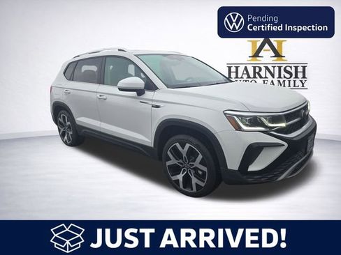 Used 2023 Volkswagen Taos SEL AWD/4WD image 1