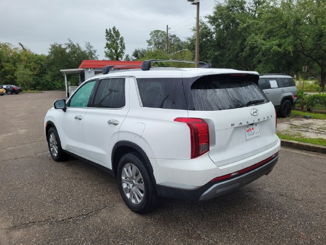 Used 2025 Hyundai Palisade SEL FWD image 3