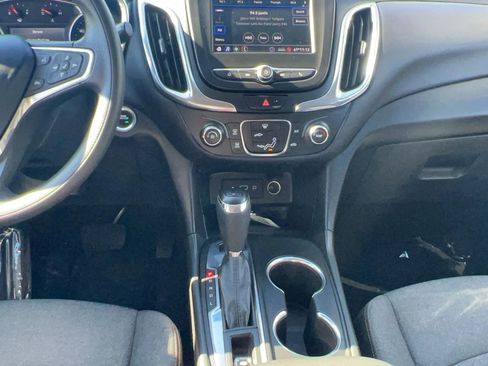 Used 2021 Chevrolet Equinox LT image 16