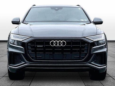 Used 2019 Audi Q8 Premium Plus w/ Premium Plus image 2