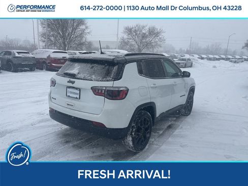 Used 2023 Jeep Compass Altitude w/ Sun and Sound Group image 4