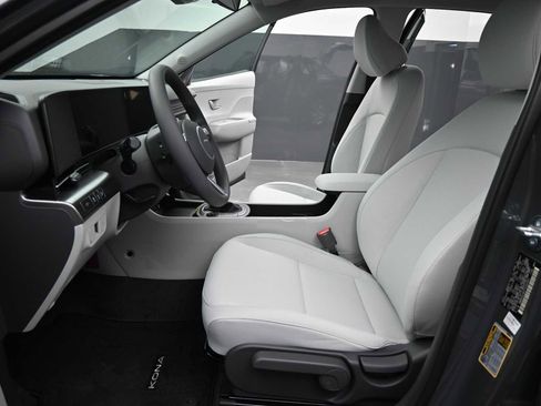 New 2026 Hyundai Kona SE image 15