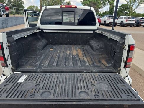 Used 2022 Nissan Frontier PRO-4X w/ Pro-4X Premium Package AWD/4WD image 35