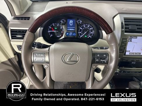 Used 2014 Lexus GX 460 w/ Premium Package image 12