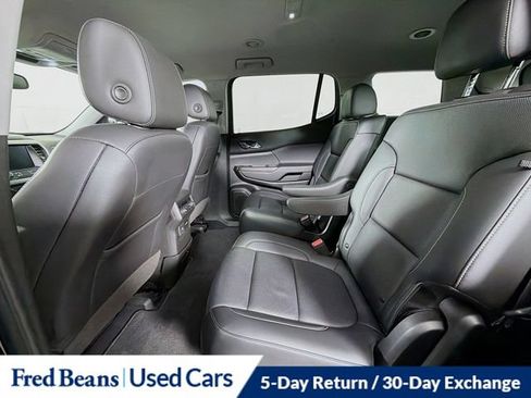 Used 2023 GMC Acadia SLT w/ Technology Package AWD/4WD image 32