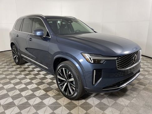 New 2025 Volvo XC90 B5 Core w/ Protection Package Premier image 2