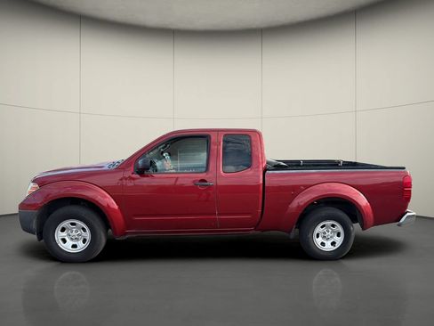 Used 2015 Nissan Frontier S RWD image 4