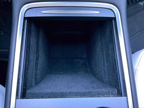 Used 2021 Tesla Model 3 Long Range image 31