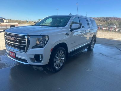 Used 2021 GMC Yukon XL SLT w/ SLT Luxury Package