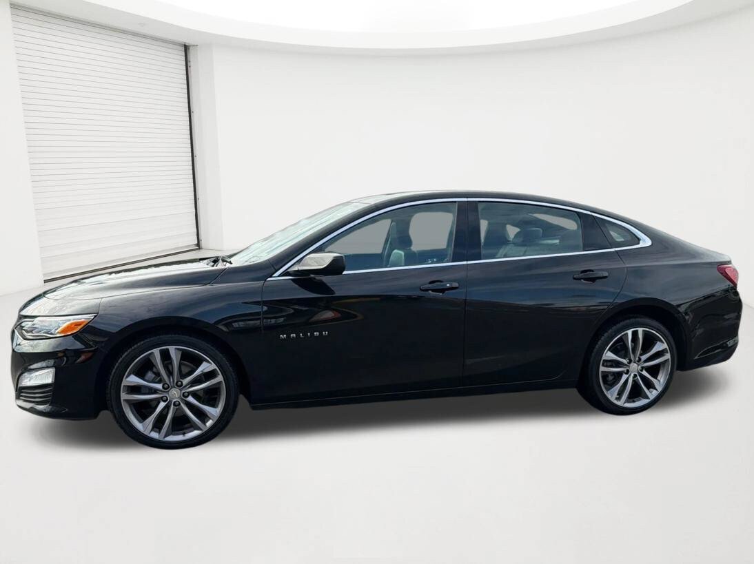 Used 2024 Chevrolet Malibu LT FWD image 8