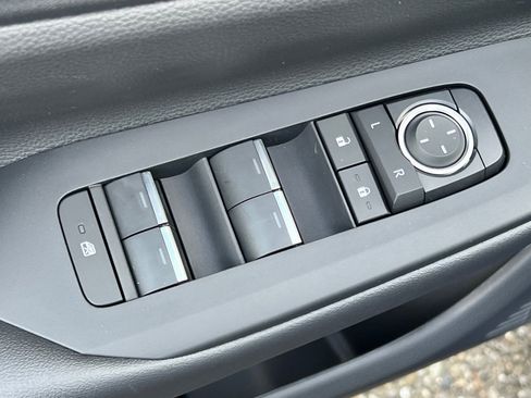 New 2026 Toyota Prius Plug-In Hybrid image 14