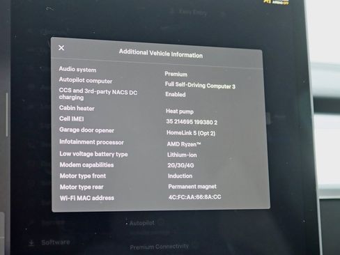 Used 2022 Tesla Model Y Long Range image 25