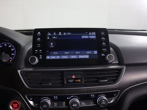 Used 2022 Honda Accord EX-L image 46