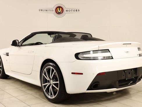 Used 2016 Aston Martin V8 Vantage GT image 5