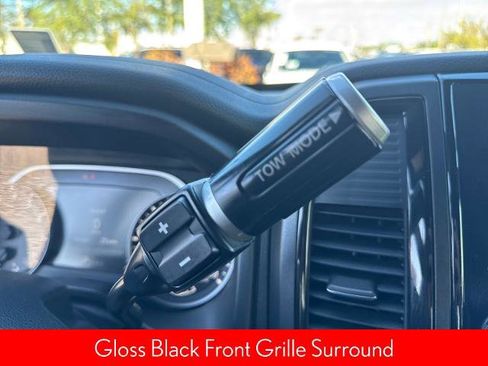 Certified 2024 Nissan Titan SV w/ SV Bronze Edition Package image 19