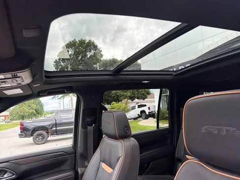 Certified 2024 GMC Yukon XL AT4 w/ Technology Package AWD/4WD image 22