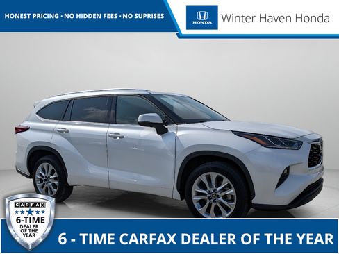 Used 2023 Toyota Highlander Limited FWD image 1