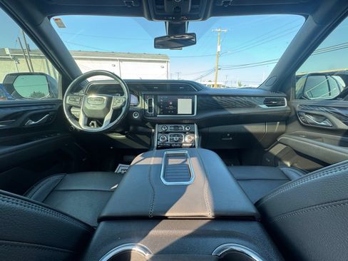 Used 2022 GMC Yukon Denali w/ Max Trailering Package AWD/4WD image 28