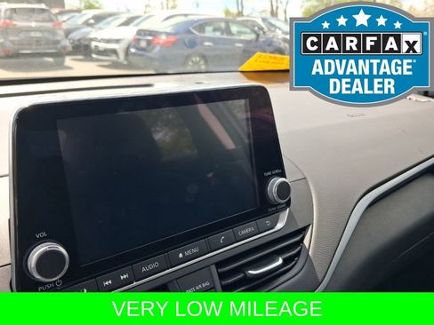 Certified 2025 Nissan Altima 2.5 S FWD image 18