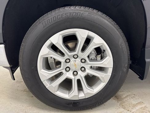 Used 2023 Chevrolet Silverado 1500 LTZ image 40