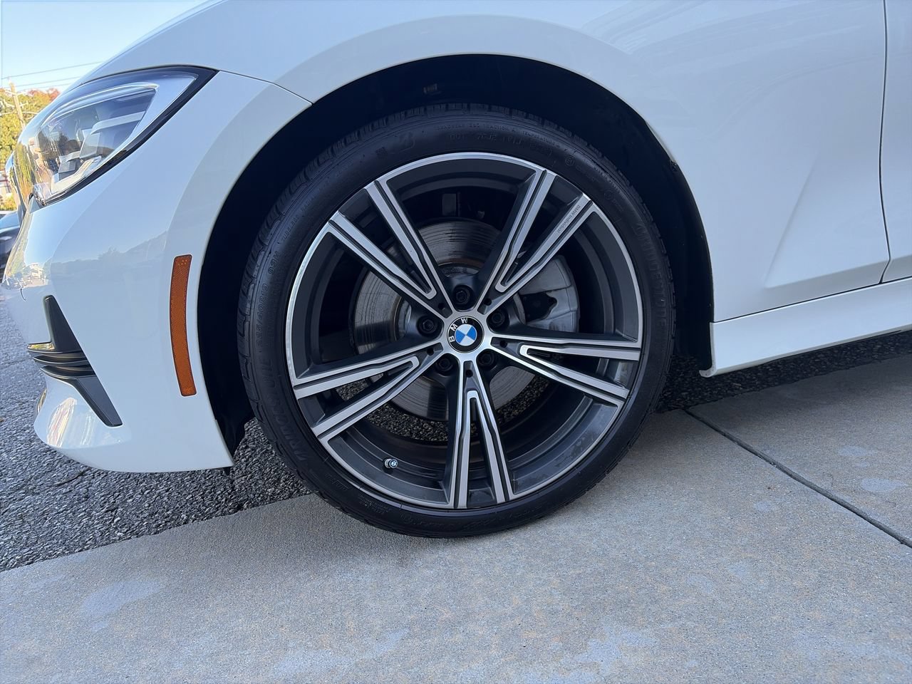 Used 2021 BMW 330i Sedan w/ Premium Package RWD image 13