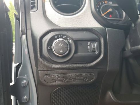 New 2025 Jeep Gladiator Sport image 26