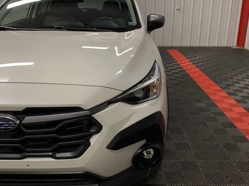 Used 2024 Subaru Crosstrek 2.0i Premium image 9