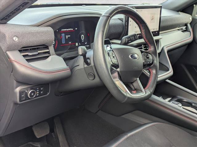 Used 2025 Ford Explorer ST RWD image 2