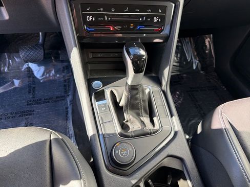Certified 2023 Volkswagen Tiguan SE image 26