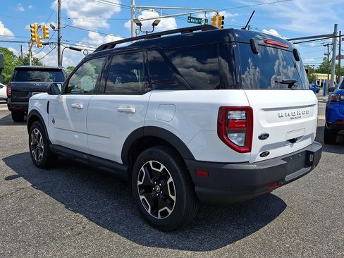 Used 2023 Ford Bronco Sport Outer Banks w/ Tech Package AWD/4WD image 4